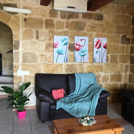 Islandlife With View Ta'pitra Xagħra